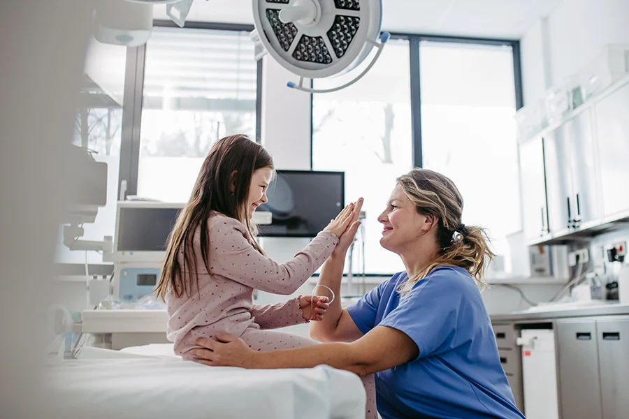 urgent-care-physician-child-patient Urgent Care Doctor with Child Patient